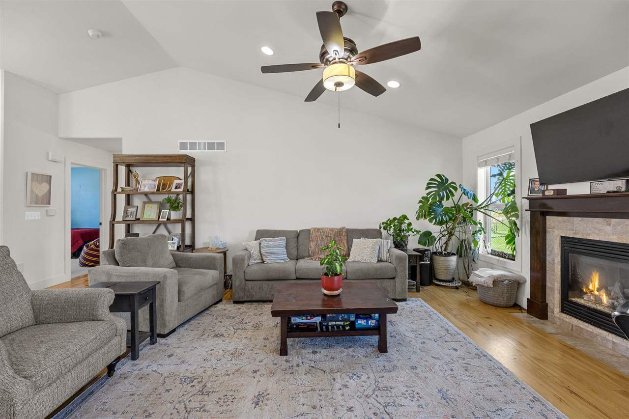 465 Carlyle Drive North Liberty IA 52317