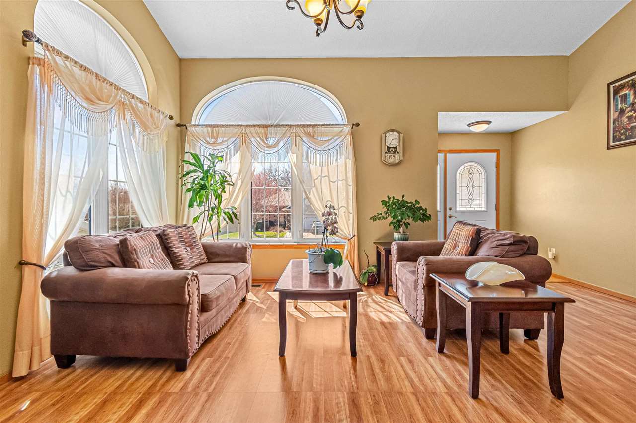 2043 Timber Lane Coralville IA 52241