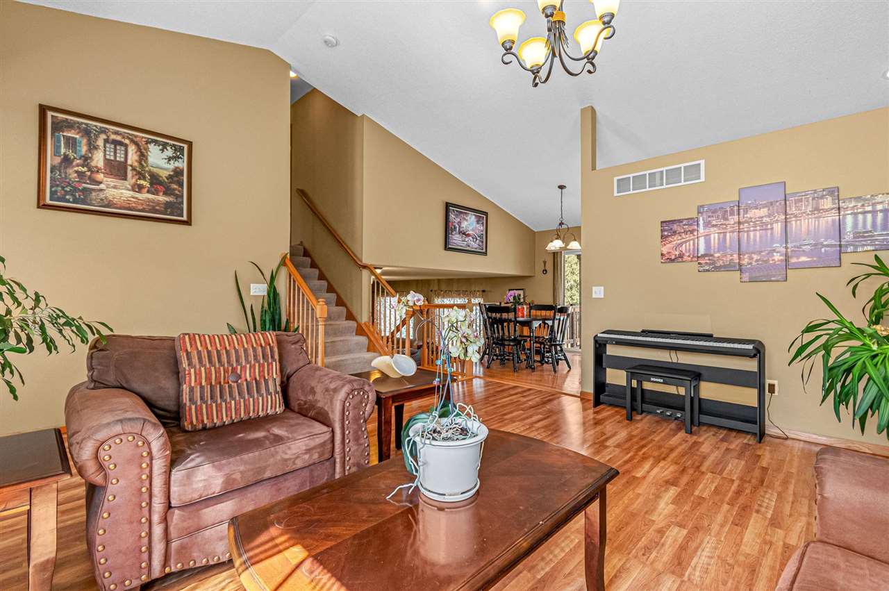 2043 Timber Lane Coralville IA 52241