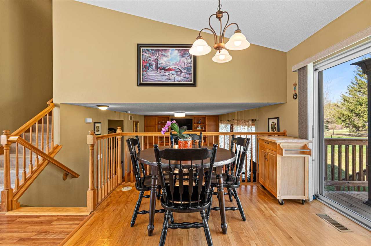 2043 Timber Lane Coralville IA 52241