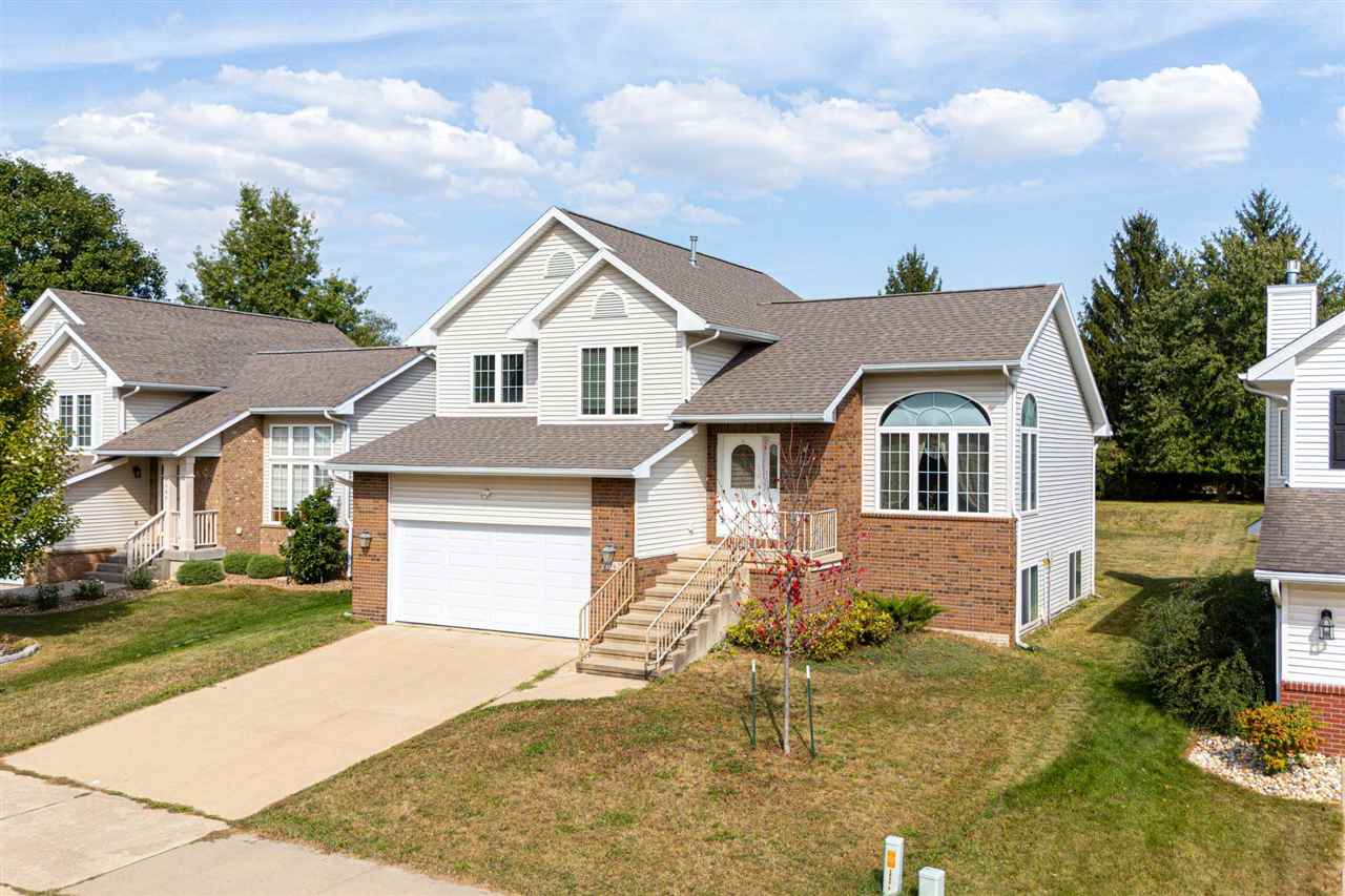 2043 Timber Lane Coralville IA 52241
