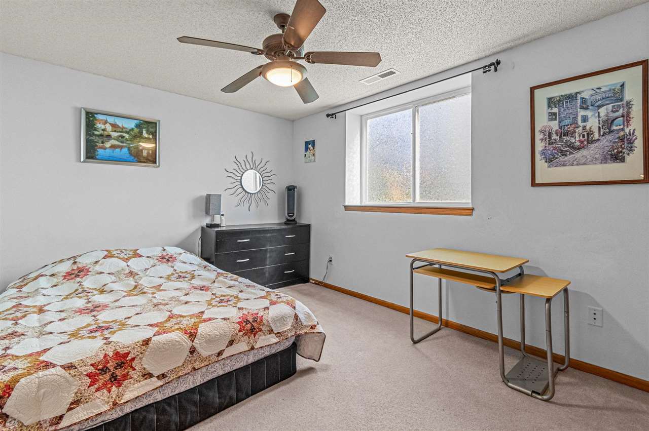 2043 Timber Lane Coralville IA 52241