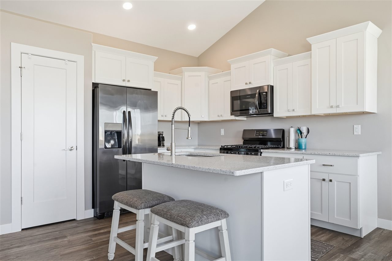 900 Beck Drive Solon IA 52333