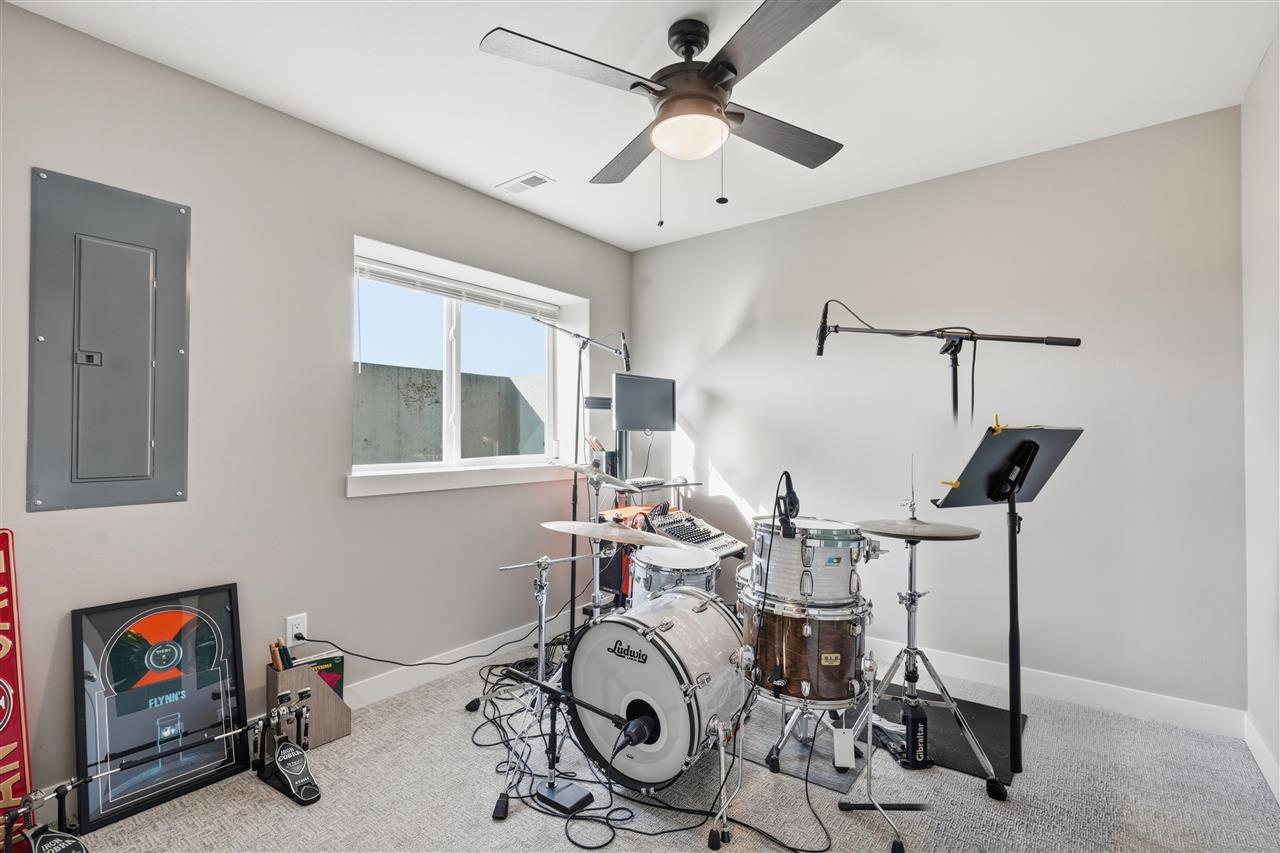 900 Beck Drive Solon IA 52333