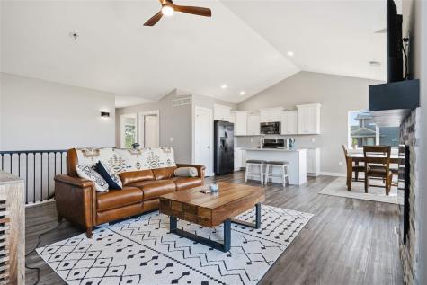 900 Beck Drive Solon IA 52333