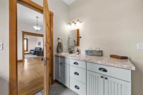 1424 240th Street Tipton IA 52772