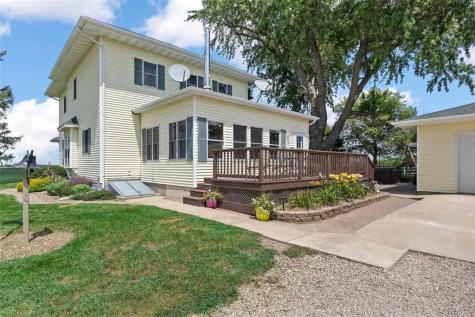 1424 240th Street Tipton IA 52772