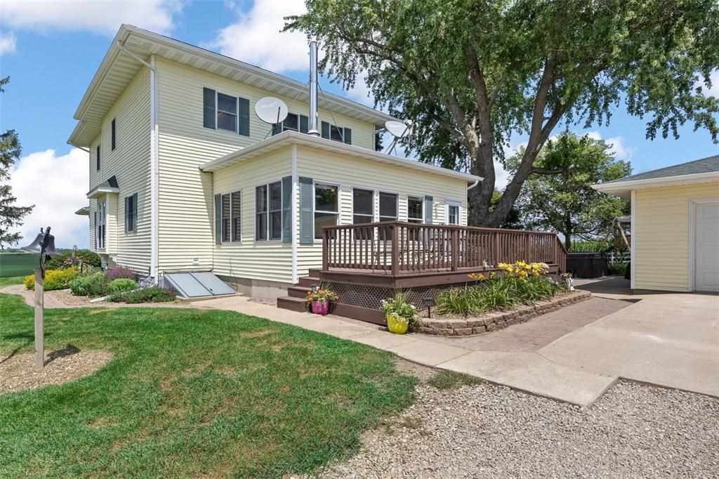 1424 240th Street Tipton IA 52772