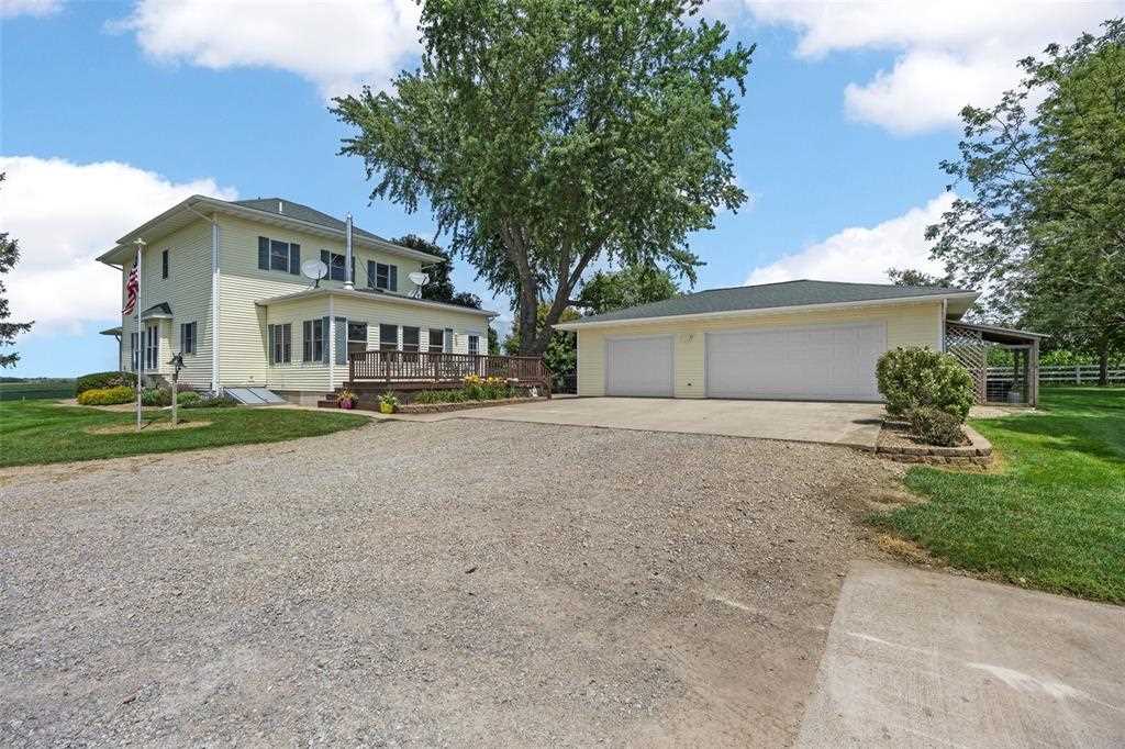 1424 240th Street Tipton IA 52772