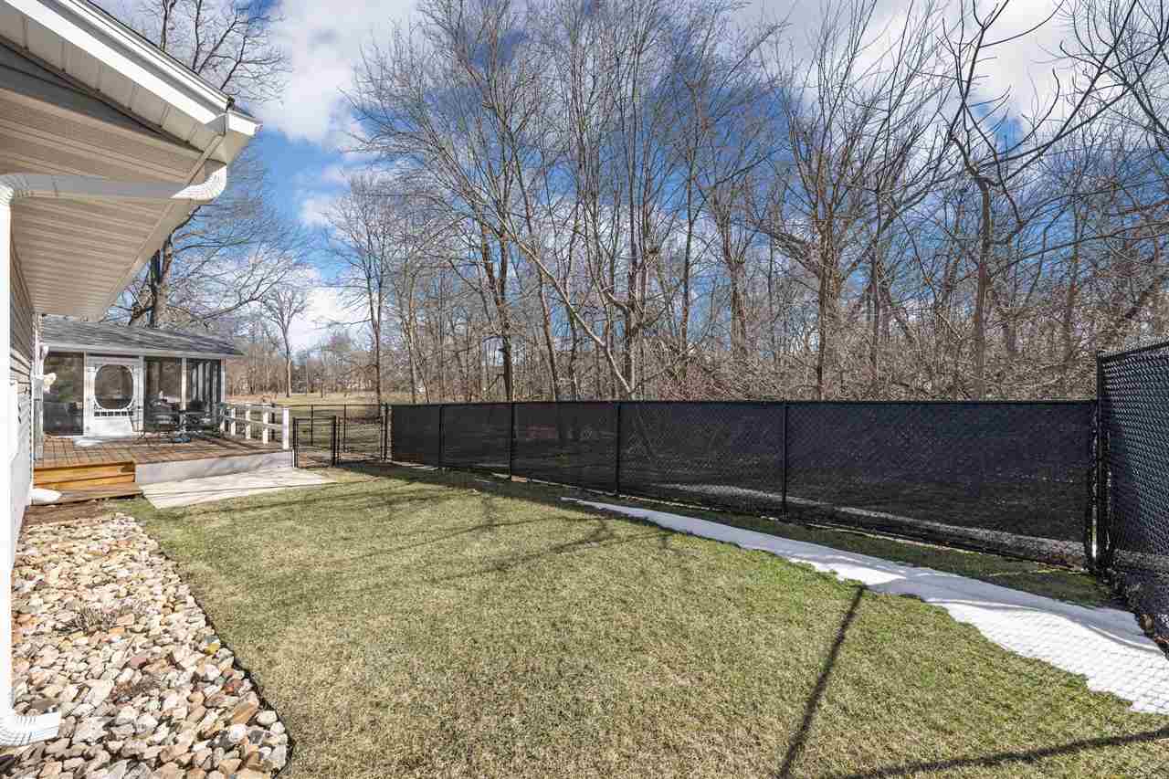 1105 Maple Street Robins IA 52328