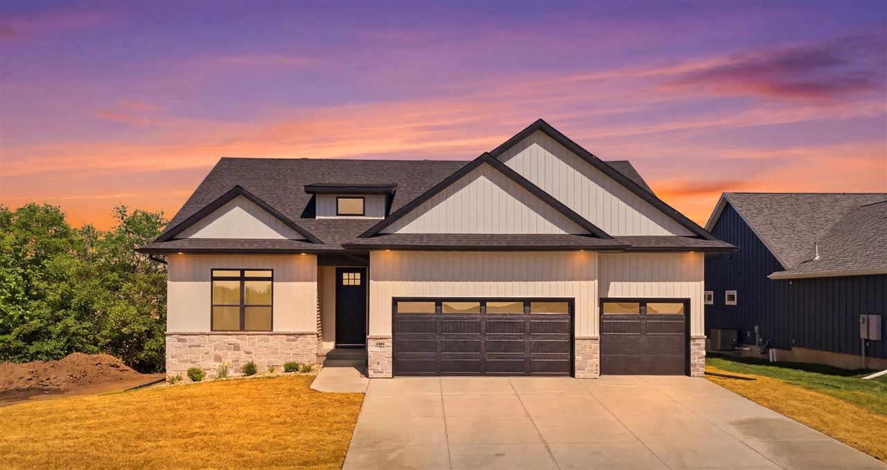 802 Crestview Drive Solon IA 52333
