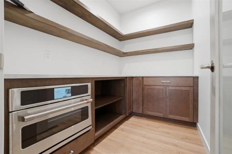 802 Crestview Drive Solon IA 52333