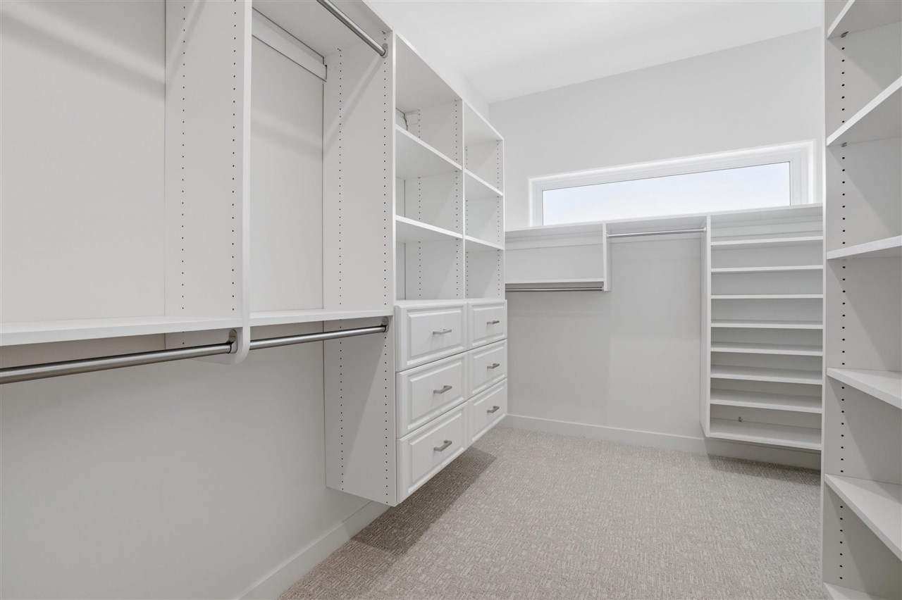 802 Crestview Drive Solon IA 52333