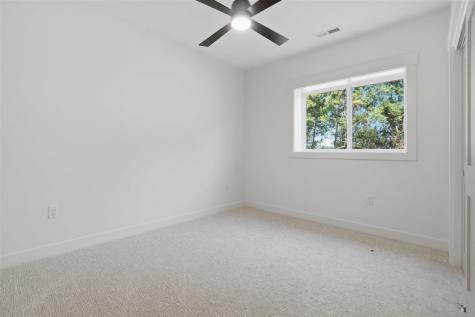 802 Crestview Drive Solon IA 52333