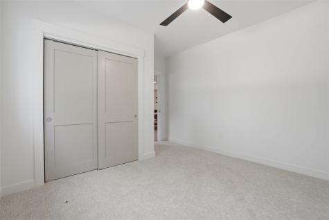 802 Crestview Drive Solon IA 52333