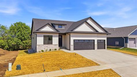 802 Crestview Drive Solon IA 52333