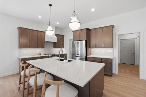 802 Crestview Drive Solon IA 52333