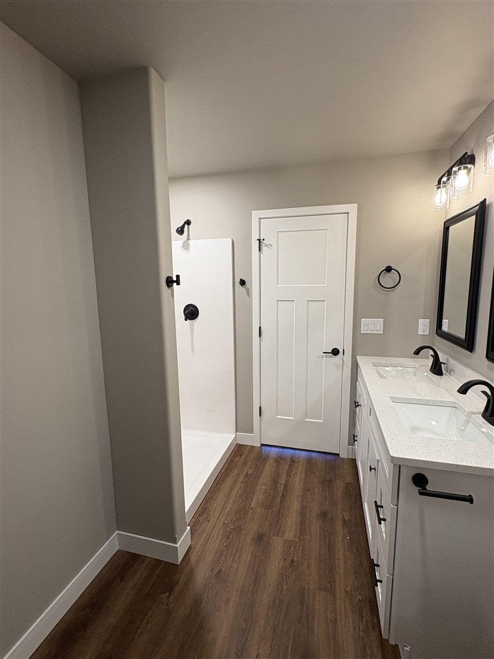 835 Armands Lane Tiffin IA 52340