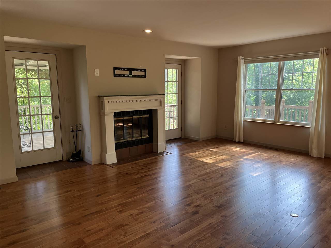 2624 Bluffwood Circle Iowa City IA 52245