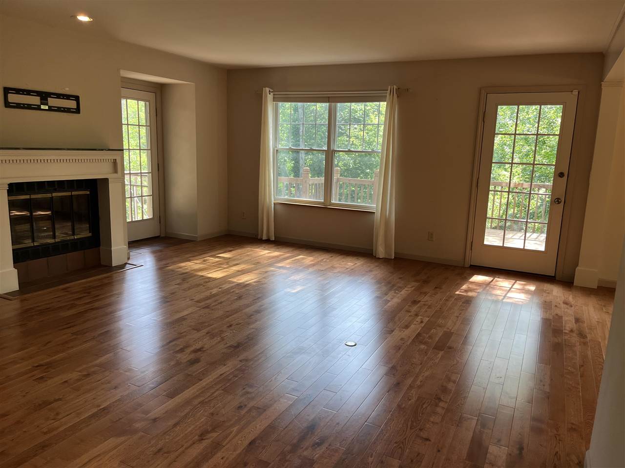 2624 Bluffwood Circle Iowa City IA 52245