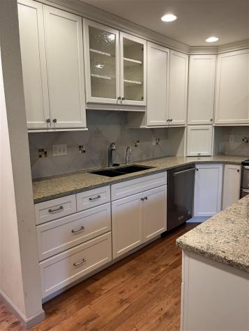 2624 Bluffwood Circle Iowa City IA 52245