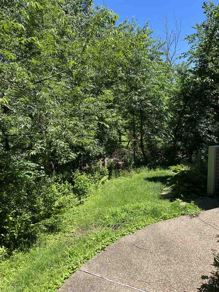 2624 Bluffwood Circle Iowa City IA 52245