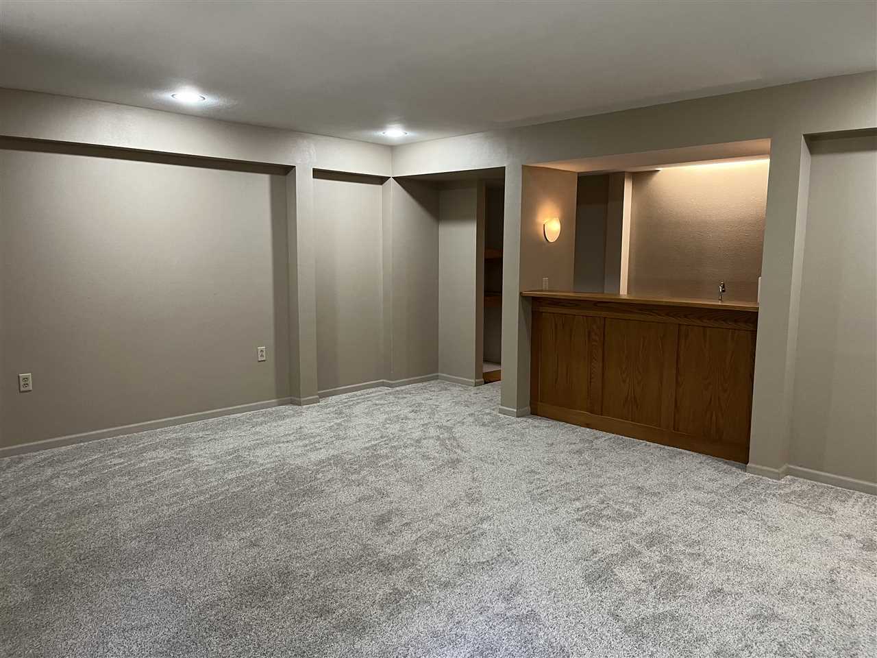 2624 Bluffwood Circle Iowa City IA 52245