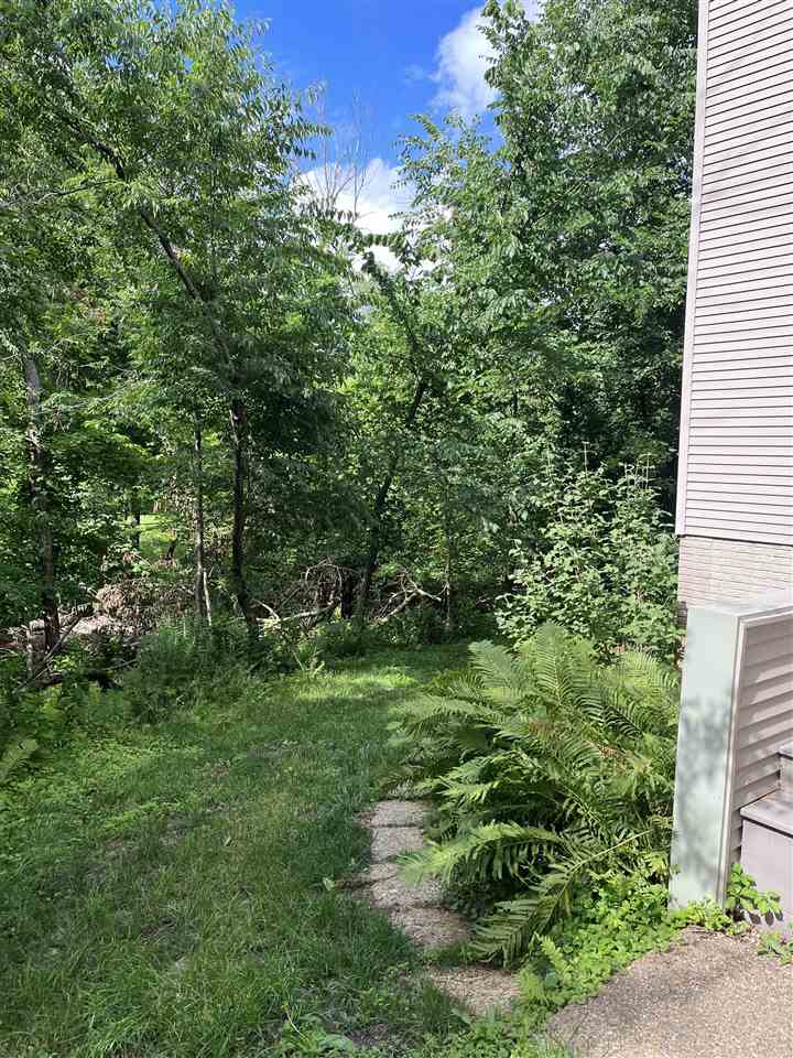 2624 Bluffwood Circle Iowa City IA 52245