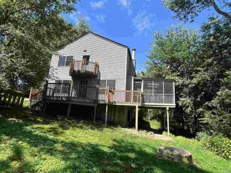 2624 Bluffwood Circle Iowa City IA 52245