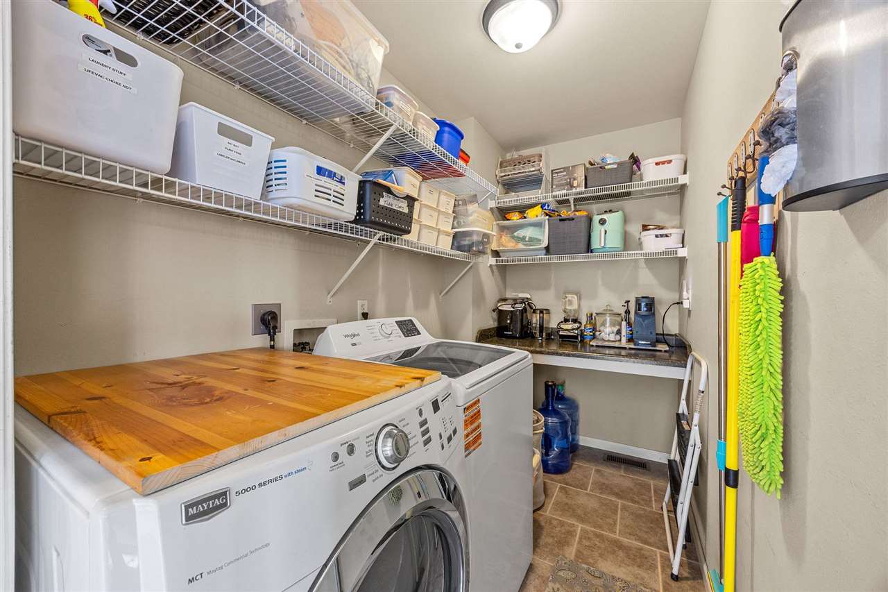 1675 Grizzly Trail North Liberty IA 52317