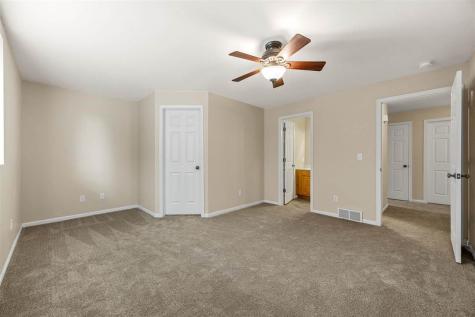 1675 Grizzly Trail North Liberty IA 52317