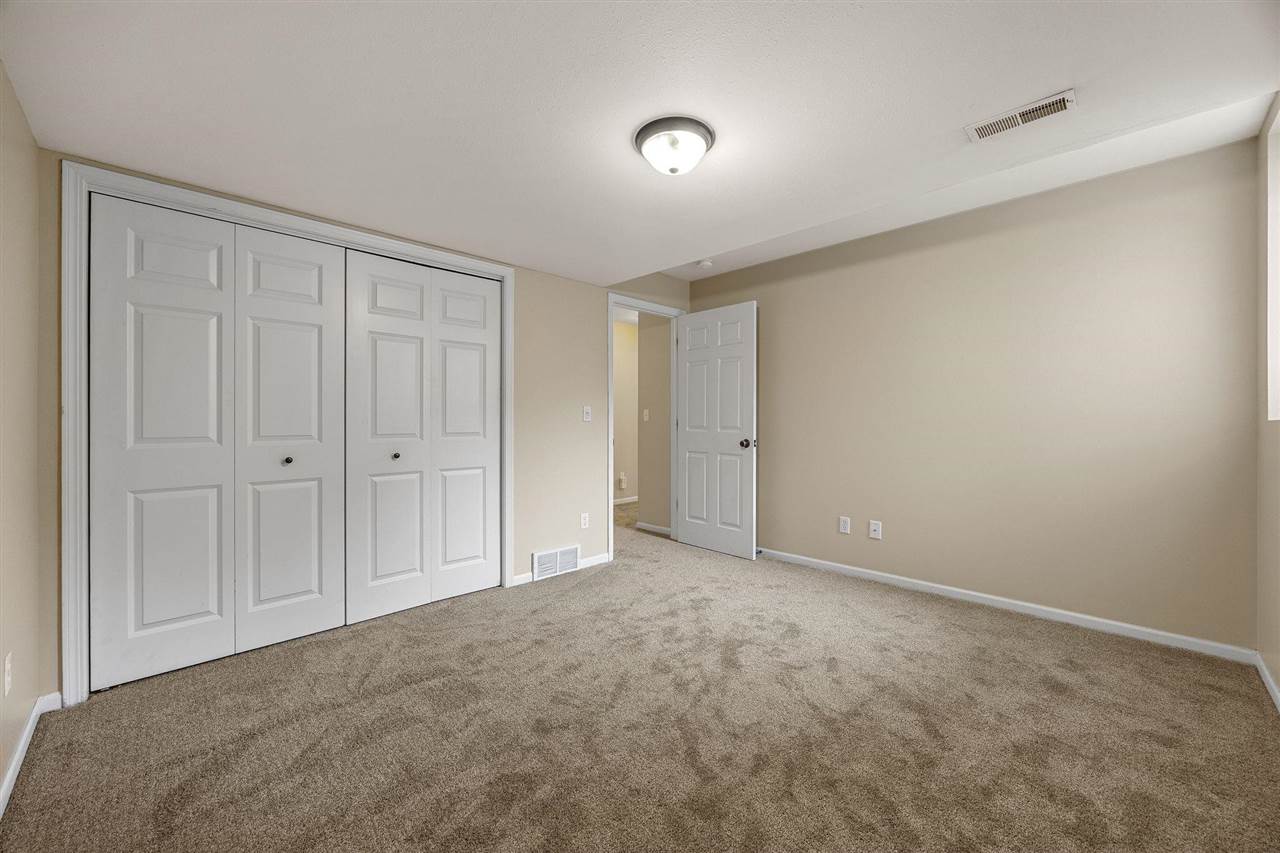 1675 Grizzly Trail North Liberty IA 52317