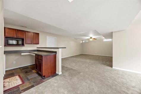 1675 Grizzly Trail North Liberty IA 52317