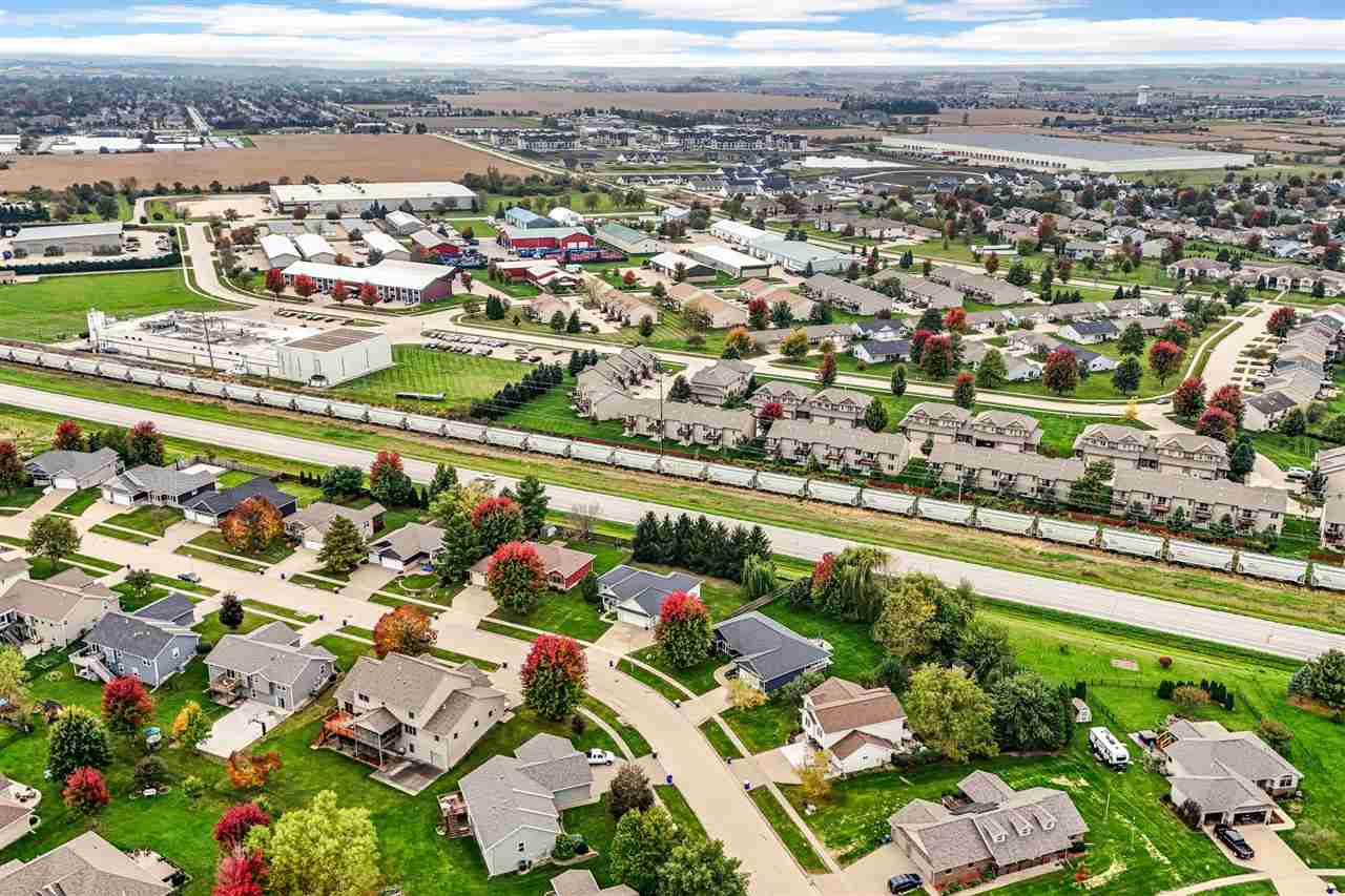 1675 Grizzly Trail North Liberty IA 52317