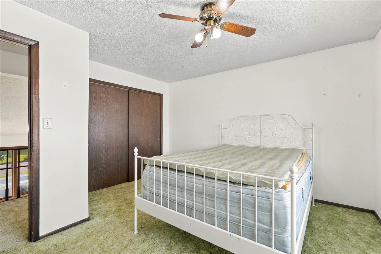 150 W Adams Street Marengo IA 52301