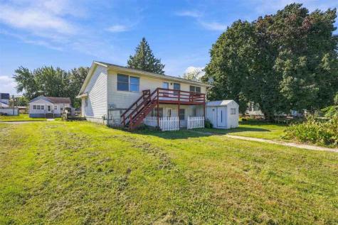 150 W Adams Street Marengo IA 52301