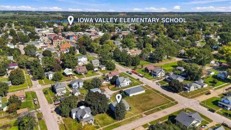 150 W Adams Street Marengo IA 52301