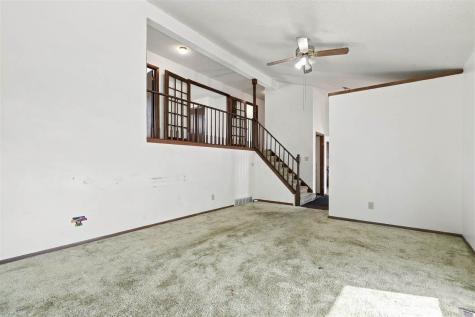 150 W Adams Street Marengo IA 52301