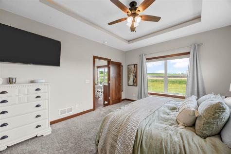 3176 Artesian Road Marion IA 52302