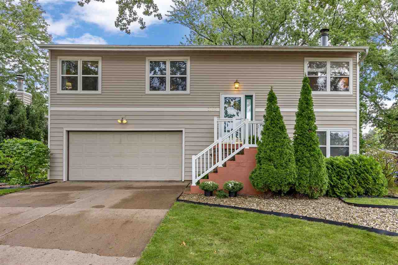1280 Esther Court Iowa City IA 52240