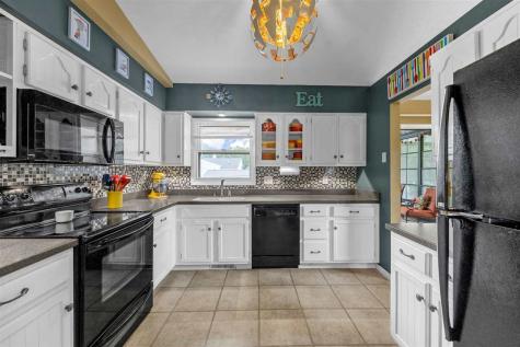 1280 Esther Court Iowa City IA 52240
