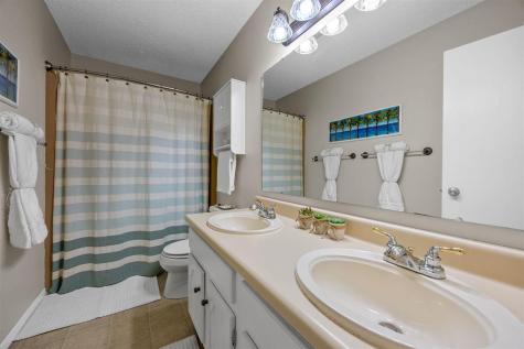 1280 Esther Court Iowa City IA 52240