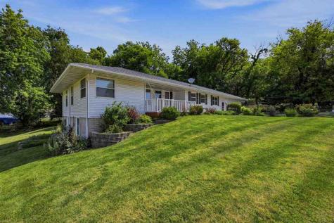 700 East 3rd Street Anamosa IA 52205
