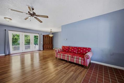 700 East 3rd Street Anamosa IA 52205