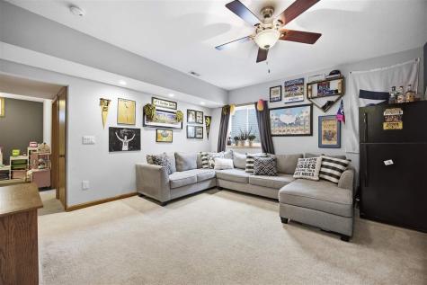 1372 Woolridge Drive Coralville IA 52241