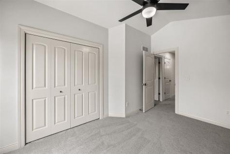 4421 Tempe Place Iowa City IA 52246