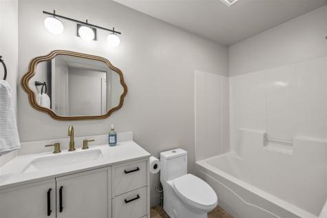 4421 Tempe Place Iowa City IA 52246