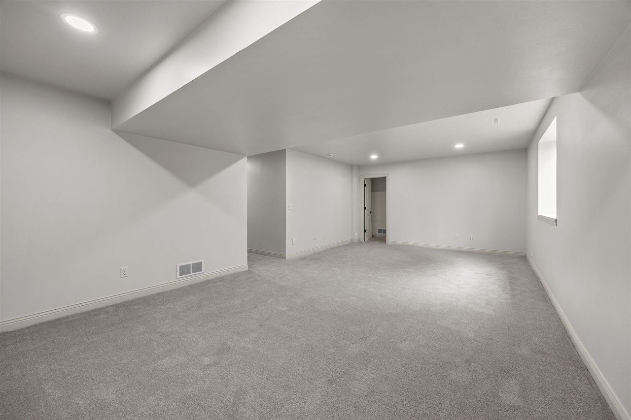 4421 Tempe Place Iowa City IA 52246
