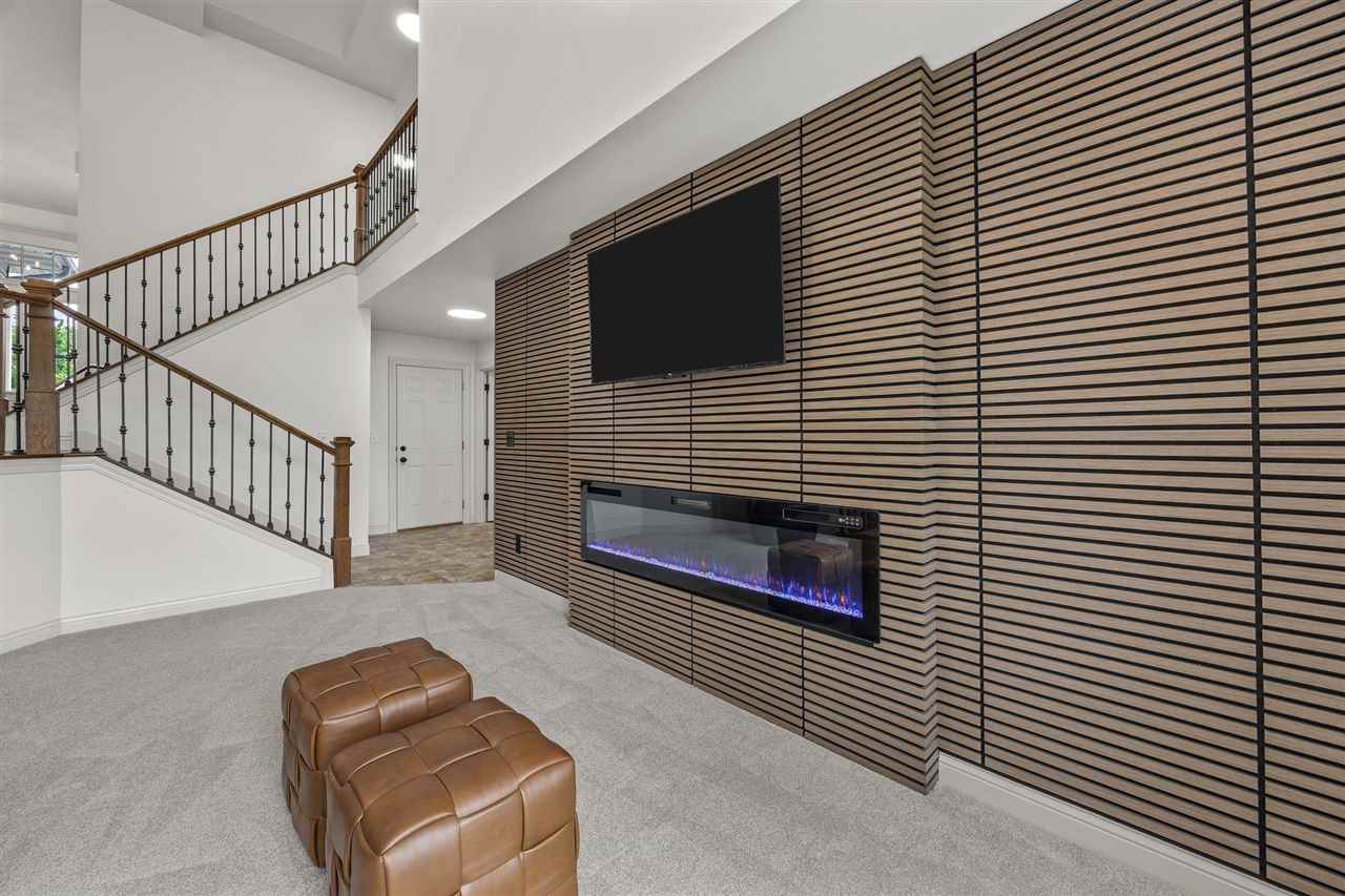 4421 Tempe Place Iowa City IA 52246