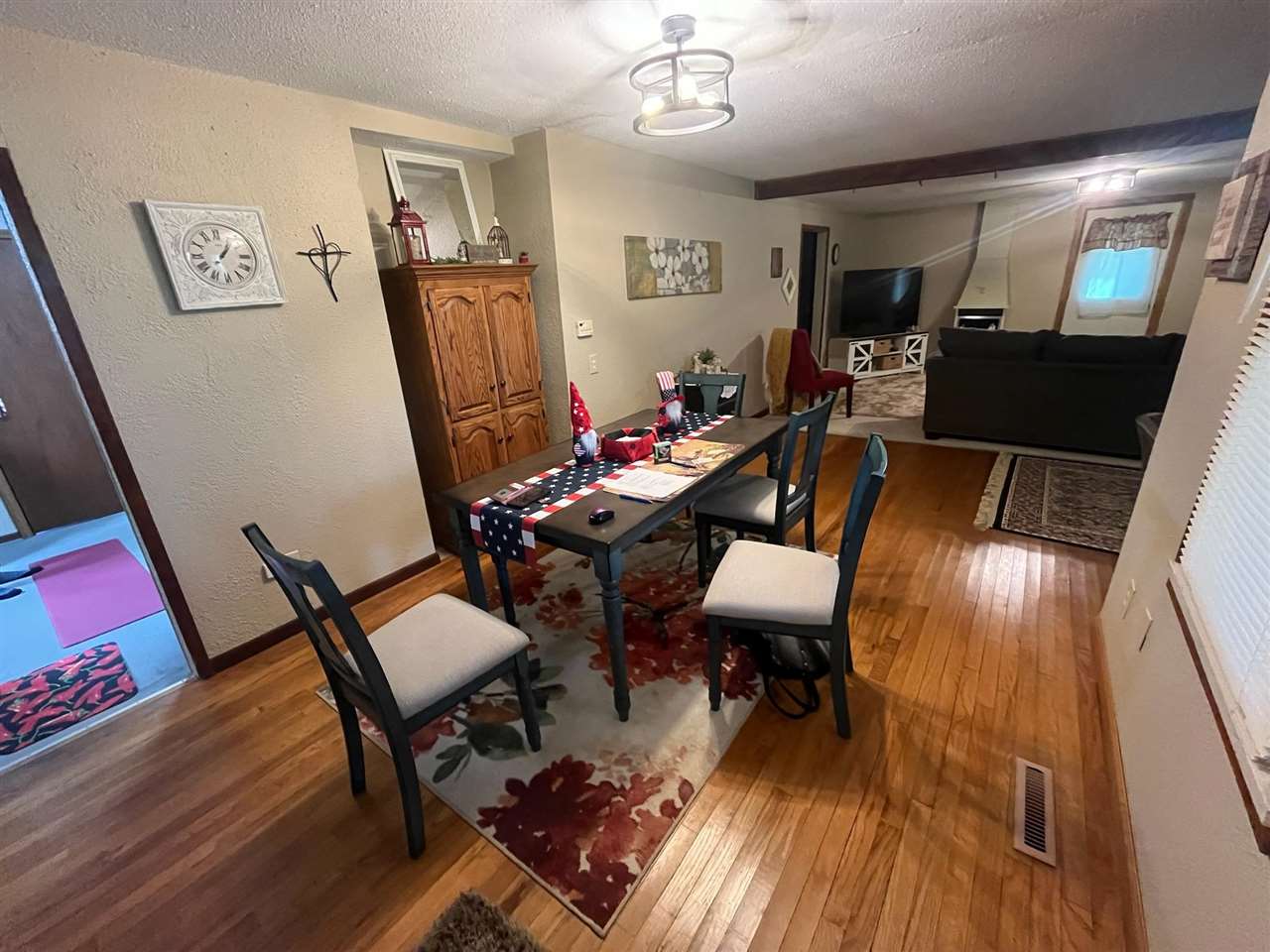 106 E 6th Street Other IA 50228